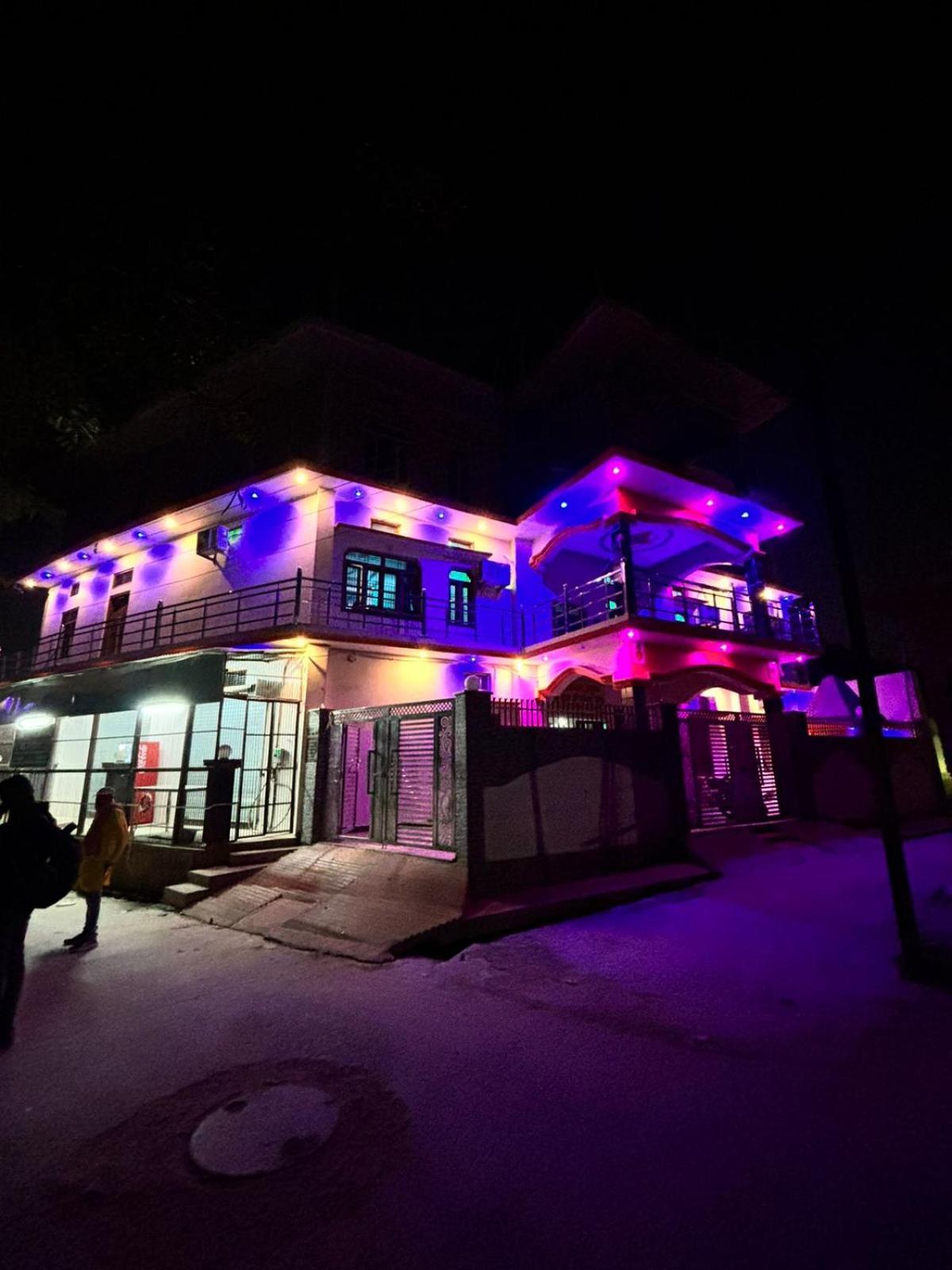 Chandrika Palace 500 Meter From Ayodhya Railway And Ram Mandir Esterno foto